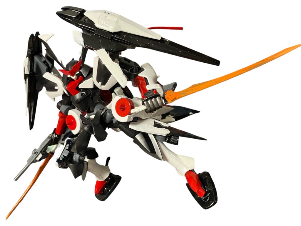 スコルライザーに改修した時追加したブレードガン(右手)と強化サーベル(左手)。二天一流、ここにありっ‼️