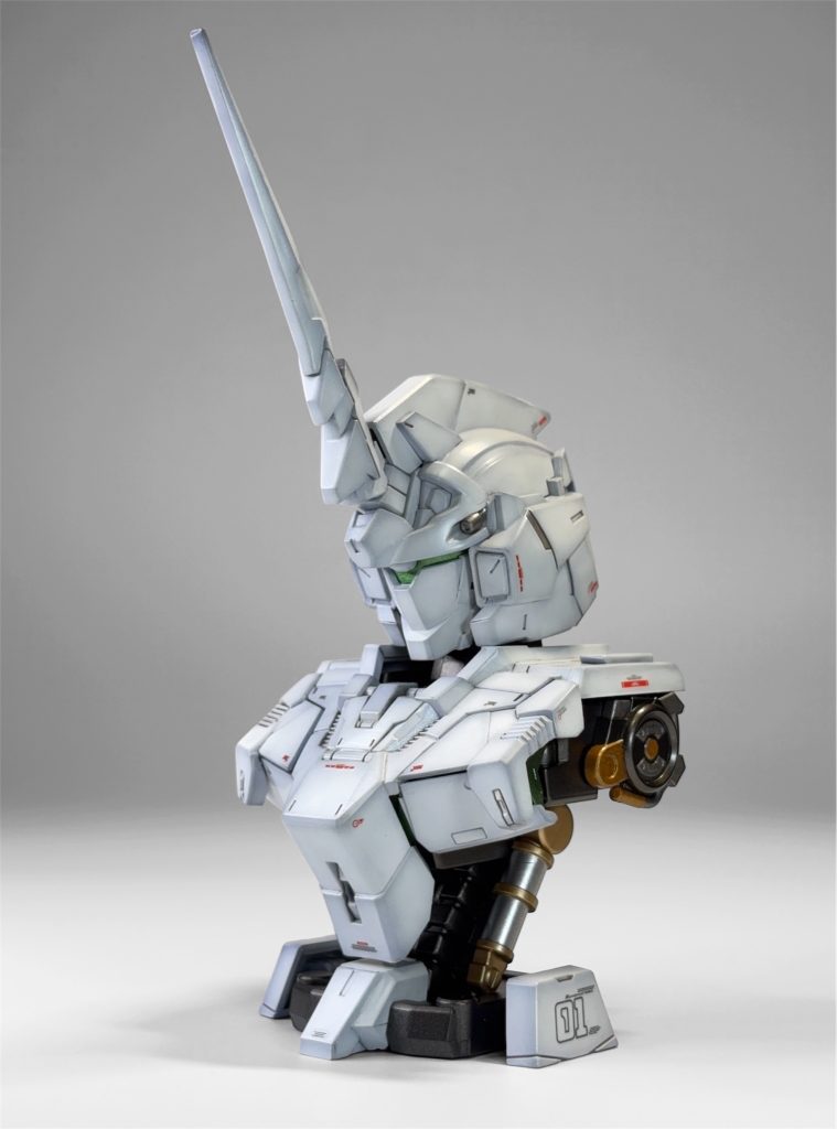 正面メカニカルバストは初めて作りましたが、大きくて精密でカッコいいですね✨