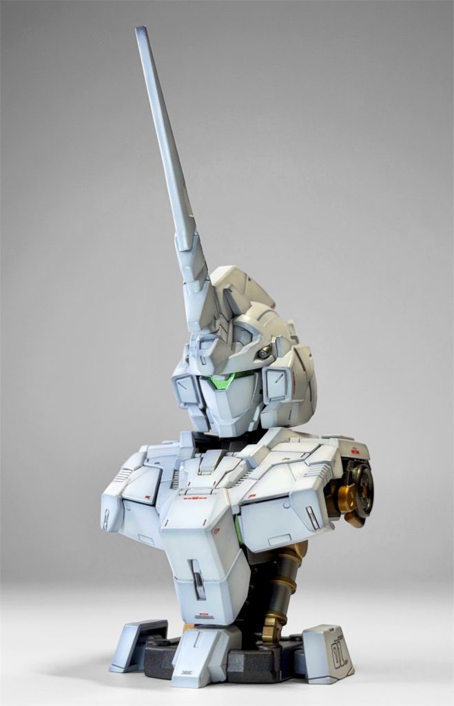 デカールはHG用のガンダムデカールを使用しています