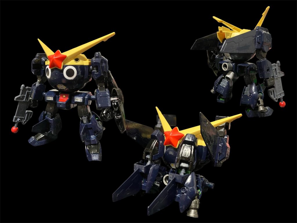 ケロロロボMk-II（ティターンズカラー）。ケロロロボMk-Ⅱを塗装^_^また、股間にバーニア、背部に合体用の接続パーツを追加^_^