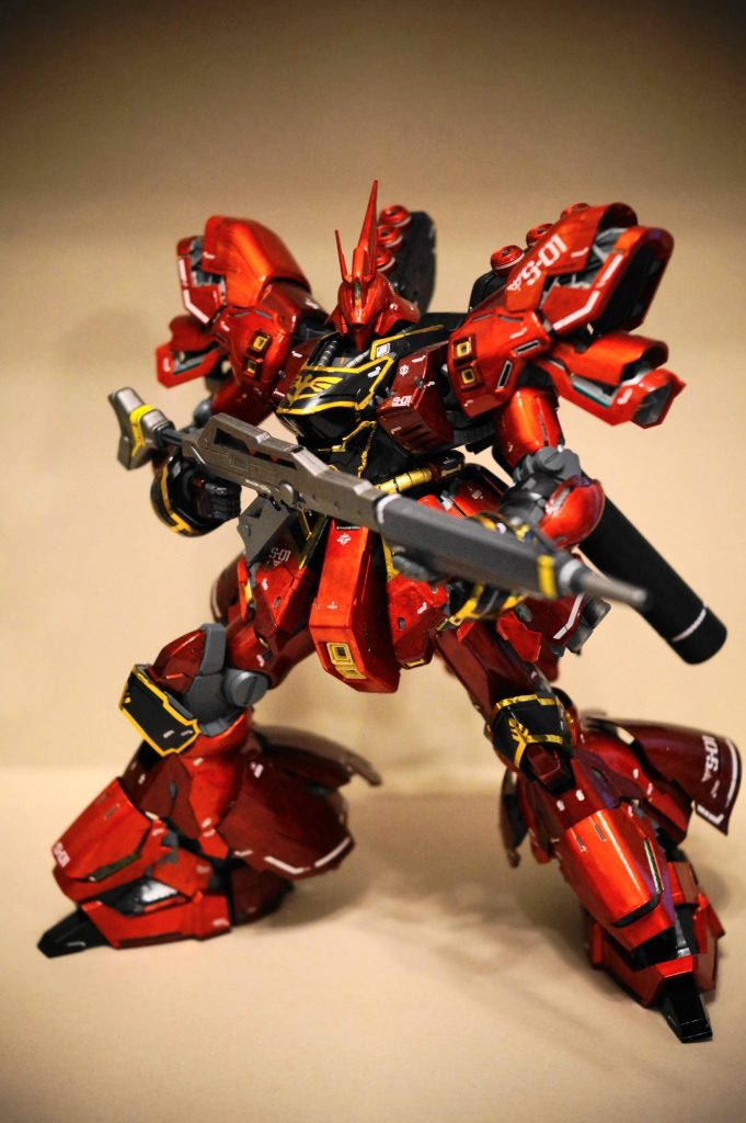毎日GUNSTAを開かないと生きていけないGUNSTA中毒になってしまいました。何てことしてくれるんですか（感謝）。子どもたちのガンプラ卒業と合わせて自分も卒業と思ってMGサザビーverKaオール筆塗りをアップしたのが運の尽き。卒業できなくなって、４年も留年してますよ・・・。このままGUNSTAに無期懲役ですわ。