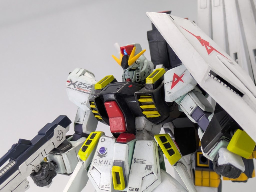禁忌の正体みたり、νガンダム？