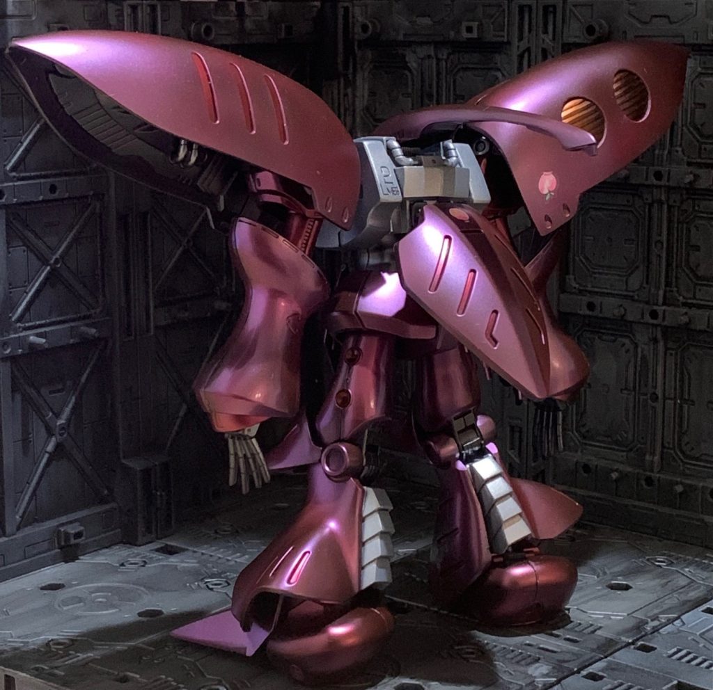 塗装レシピピンク部：EXブラック→ムーンストーンパール→クリアピンク→EXクリア赤部：EXブラック→ムーンストーンパール→クリアルージュ→EXクリア茶部：EXブラック→ムーンストーンパール→クリアブラウン→EXクリア白部：EXブラック→ムーンストーンパール→クリアホワイト→ホワイトシルバー→EXクリア黒部：EXブラック→ムーンストーンパール→クリアブラック→EXクリアカメラアイ：EXブラック→メタルブルー