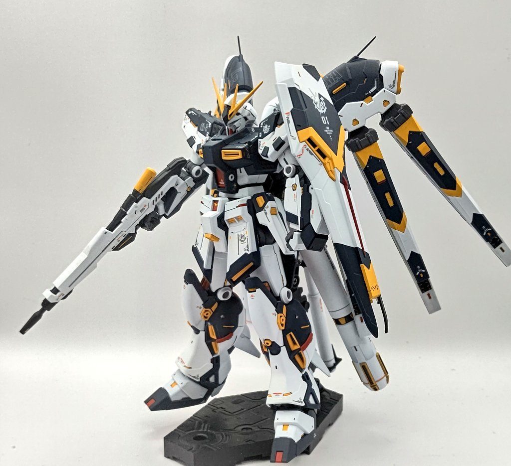 RGハイニューガンダム ニューガンダムカラー–2枚目/制作者：@deeen0719