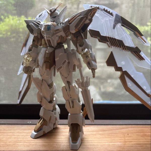 ゴールドを缶スプレーで塗りました！！！