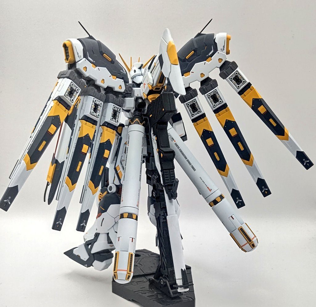RGハイニューガンダム ニューガンダムカラー–5枚目/制作者：@deeen0719