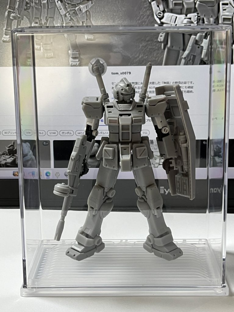 作品名：●お爺の100均大好きシリーズ<p>今迄なんで設定が無いんだろうと思っていた1/144適合サイズのディスプレイケースがようやくダイソーに出現(´ω｀*)。アクスタ向けだけど。 本当はスクエア(90度長方形)がいいけど贅沢は言わない。ムフフ。ただし我儘ボディ [&hellip;]</p>
