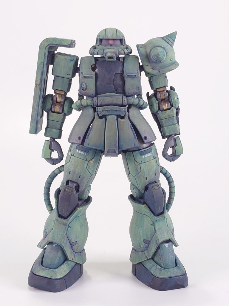 とりあえずは真正面からオリジン版は最初からデティールもしっかり入っていてカッコいいですね～