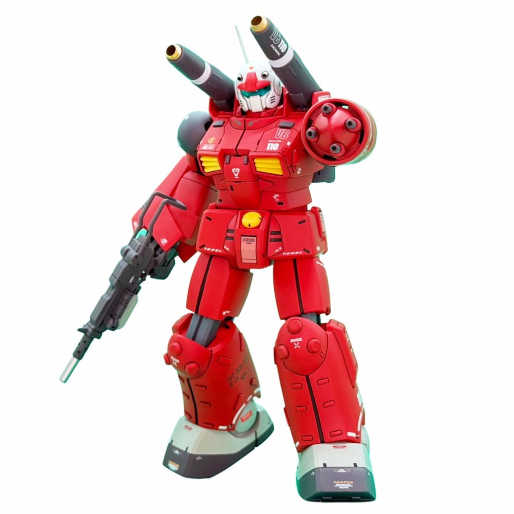 初期のHGキット、リバイブ版、その他他キットから色々流用して、ミキシングビルドで作成しています。