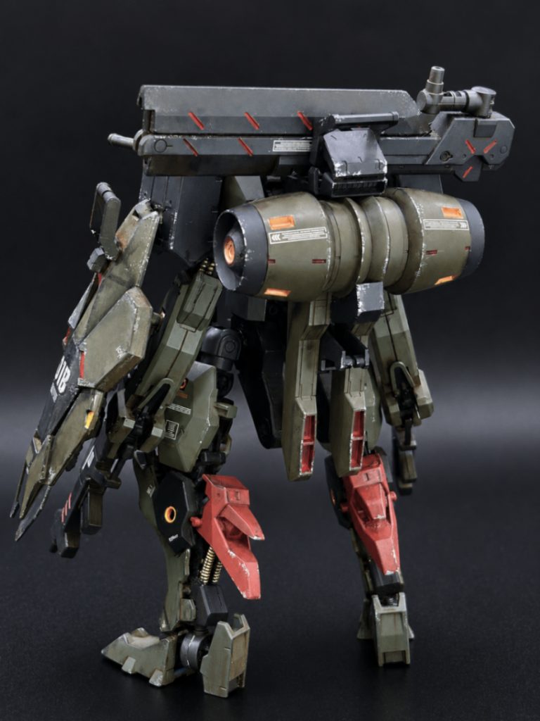 アスタロトのデカい剣が好きです　背中に括り付けました