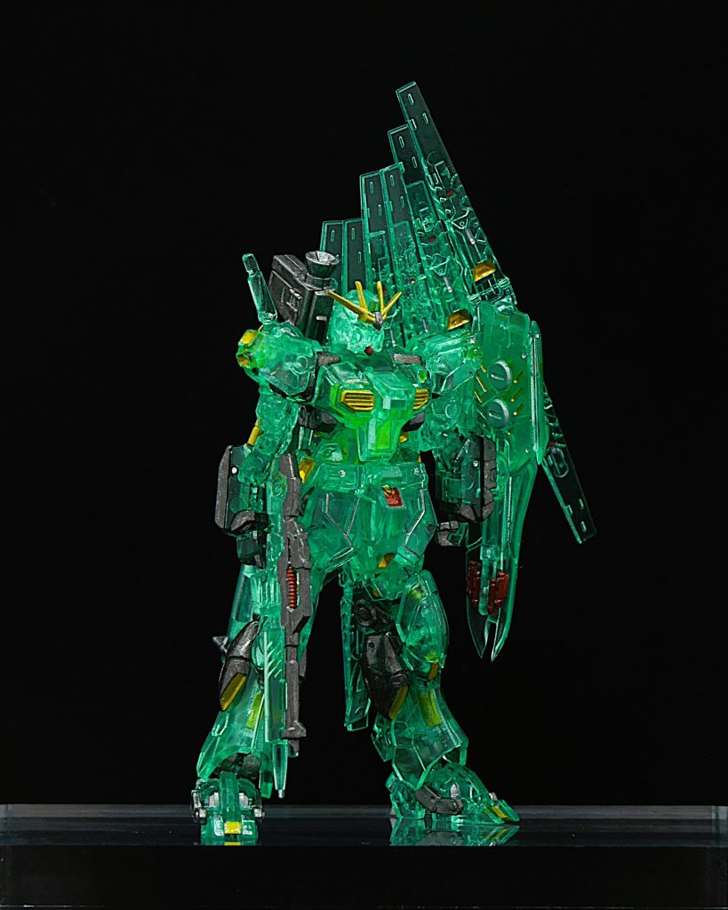 GUNDAM ARTIFACT νガンダム (クリア)–5枚目/制作者：佐々木 一