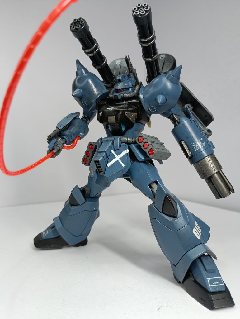 スレイヤーウィップは元キットのままです。