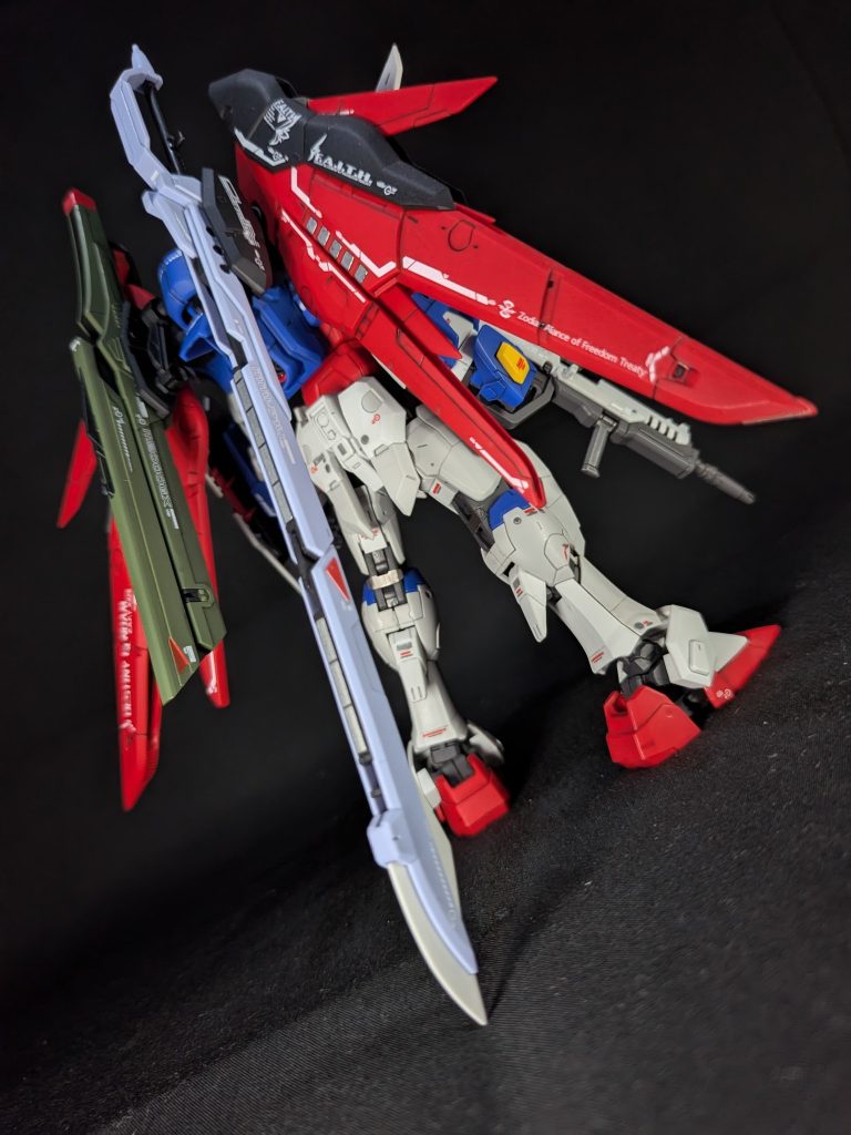 ＲＧ デスティニーガンダム–3枚目/制作者：NAG