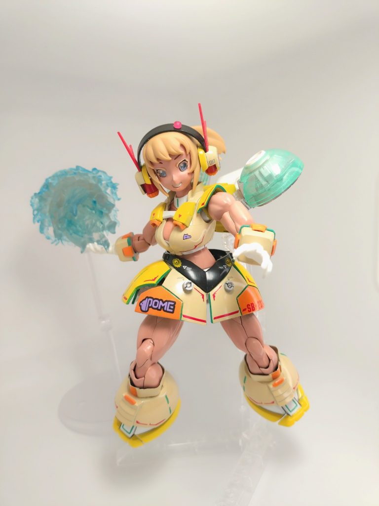武装はありませんが、エネルギー弾を生成出来るらしいデス。