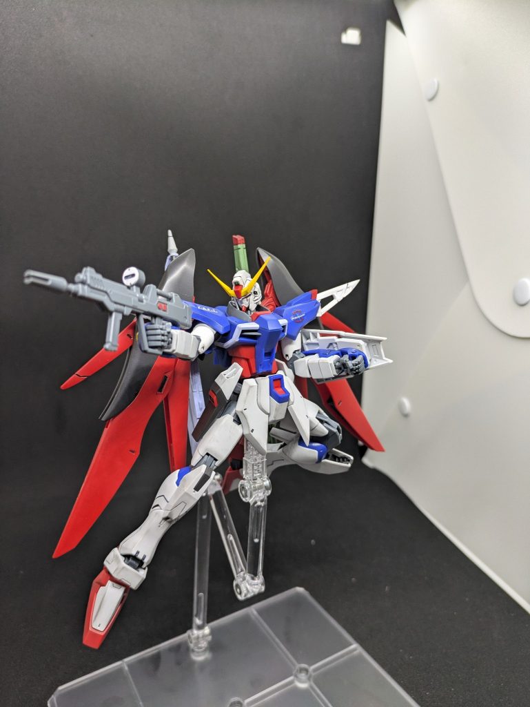HGデスティニーガンダム–2枚目/制作者：iza