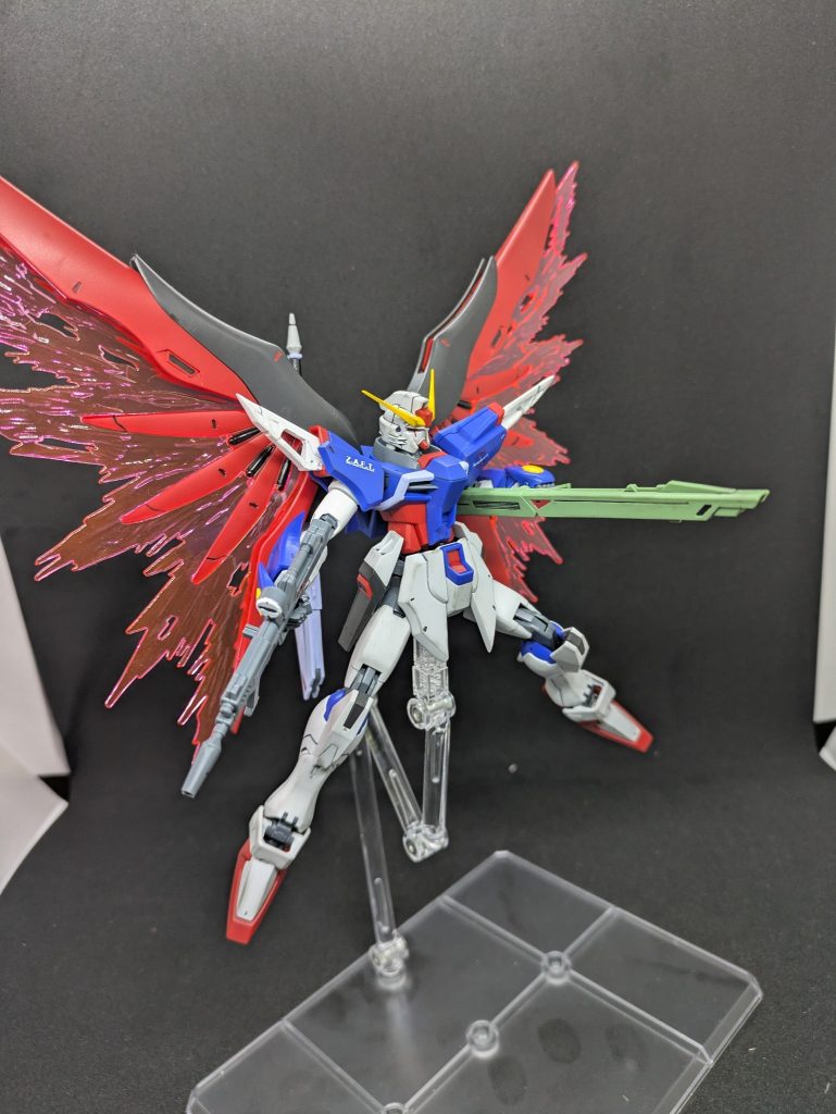 HGデスティニーガンダム–3枚目/制作者：iza