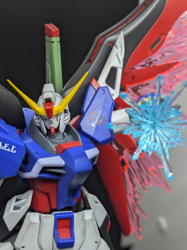 HGデスティニーガンダム–3枚目/制作者：iza
