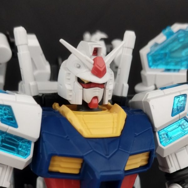 万博ガンダム グラスフェザー装備