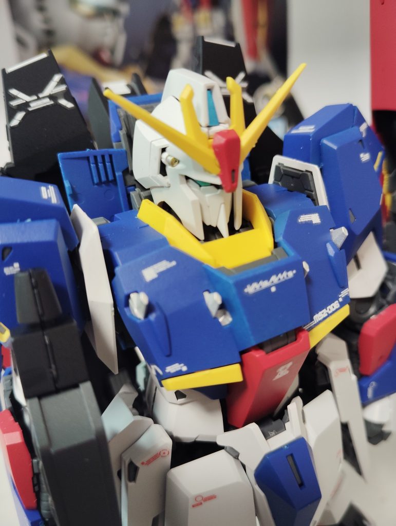 イケメン顔ですね。(zaku-kao4)