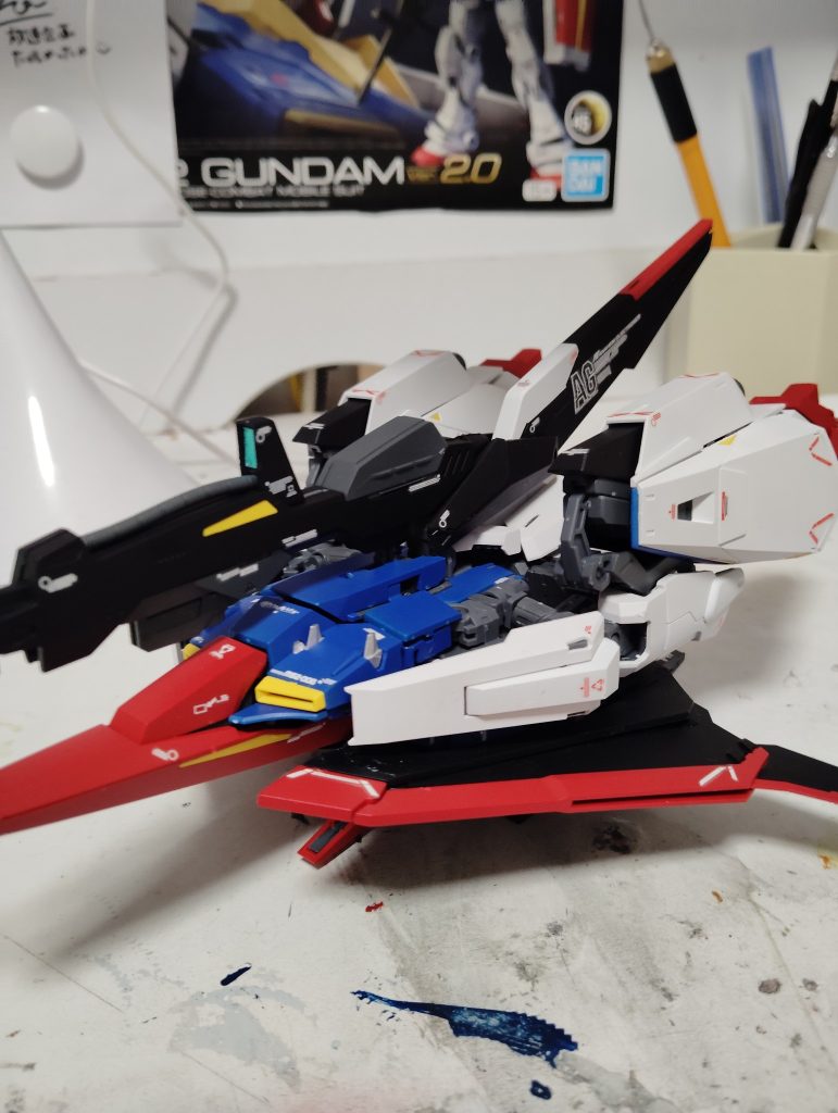 verkaZガンダム　全塗装　変形