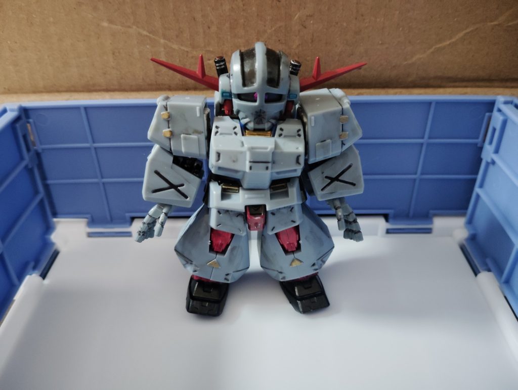 アーマーのグレーが好きなんで内部の色に統一感を出せたので良い感じのMSVストーリーが出てきそうですね。（妄想）
