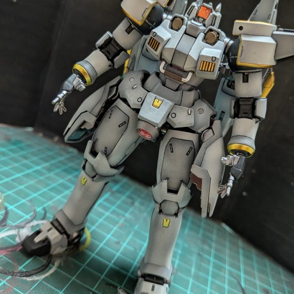 チタニウムフィニッシュ風にしたかったのですがノウハウがないので普通にマット仕上げに。（4枚目）