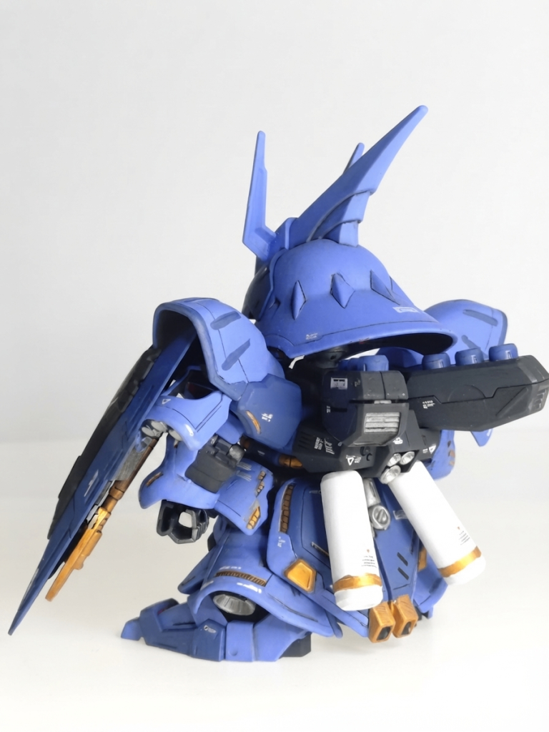 ファンネル装備全体的にGSFシナンジュを意識して配色してます。ファンネル展開形態は未塗装のためオミットします。
