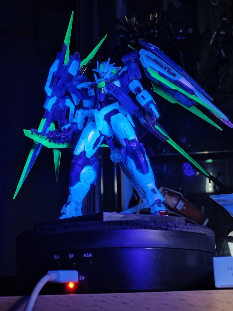 RG ダブルオークアンタ フルセイバー クリア–3枚目/制作者：na-o