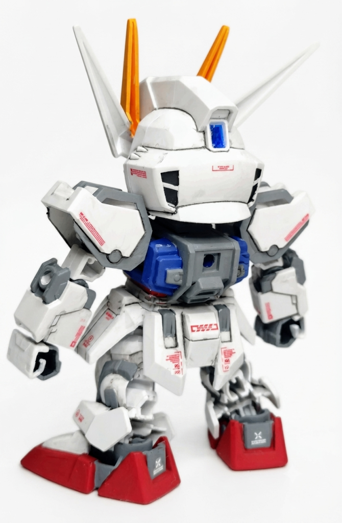 ストライカーなしでもこのカッコよさ。背面の肉抜きがやべえ…さらにアーマーシュナイダーがないのが惜しまれる…