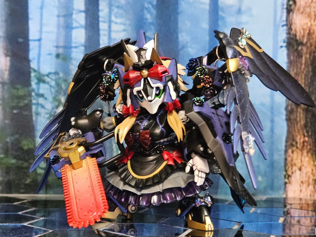 顔本体はサザビー。モノアイからガンダム用の目に改良し塗装はお人形さん風にオッドアイにしてます。主力武器をチェンソーに変更