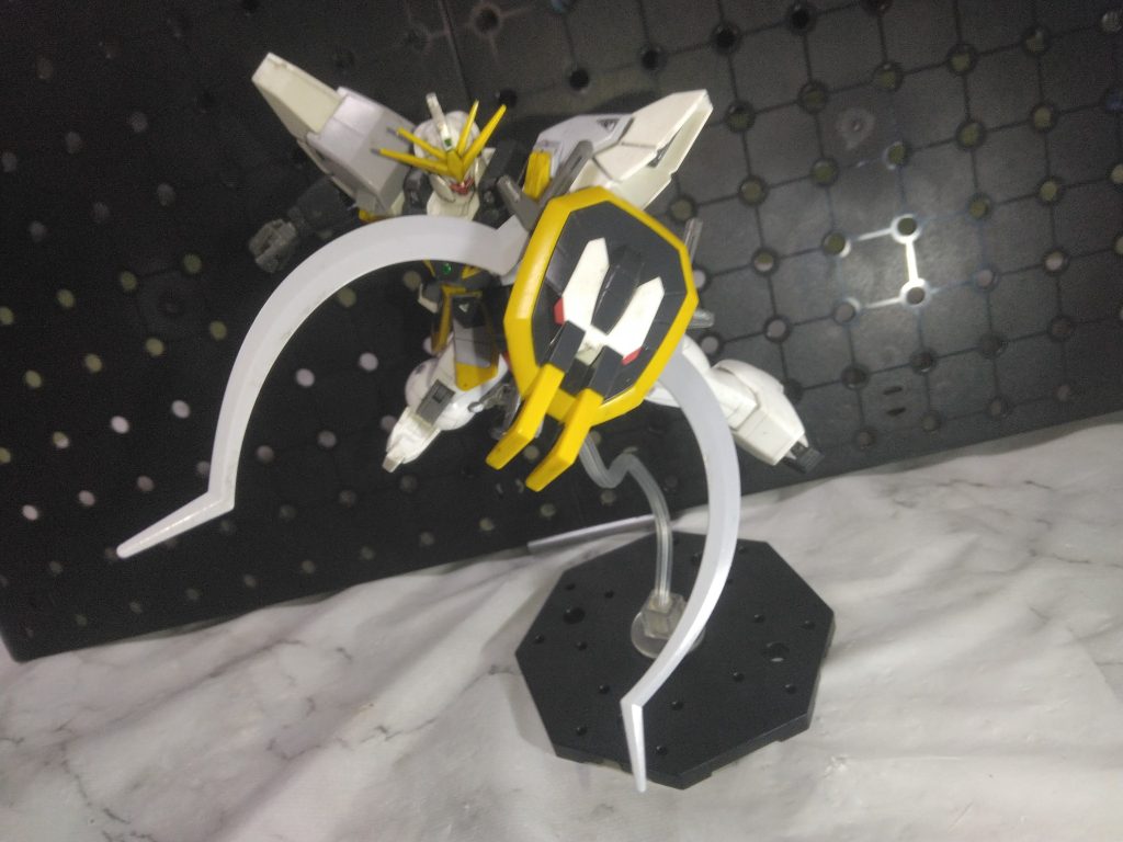 挟み切るというか、挟み潰す感じが意外と拷問武器なサンドロック。
