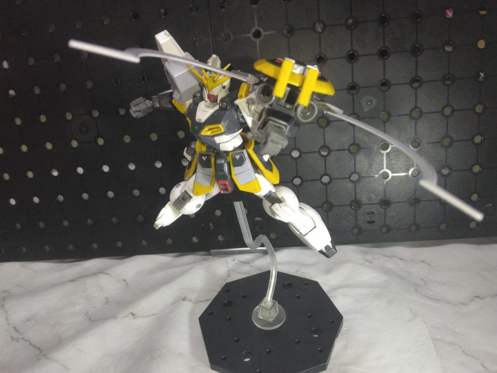ショーテル＋パックパック＋シールドでクロスクラッシャーになります。