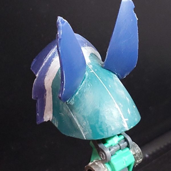 改造中のウーンドウォートにウサミミフードをつけてみました!深く被らせたり、サムネのように浅くかぶらせて手に持たせたりできます！これで頭と肩でウサギが合計3匹になりましたね！ケルベロスうさぎと言うやつですかな？ちなみにこのウサミミフードはアンクシャの肩アーマー＋ウーンドウォートのブースターポットで作成しています！今回も配信でフードを仕上げていっていたので良ければ見てもらえると嬉しいです！（4枚目）