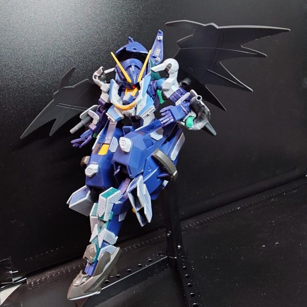 いよいよ胴体の改造に着手しました！ウーンドウォートに着せるような感じで、ウサミミフードとのドッキングや腕部、脚部とのデザインの親和性を考えて前掛けのような形のアーマーを作成していますパーツ分けもなかなか上手くいきましたね！(写真有り)胴体にカットソー入れるのはかなり緊張しました💦これで残る未改造箇所は頭とフロントアーマーですねその後はバックパックを再度改修して、武器の作成に取り掛かろうと思います！今現在のウサミミウーンドウォートの全身像写真も置いてますので是非ご覧ください〜！本日の進捗でした！（4枚目）