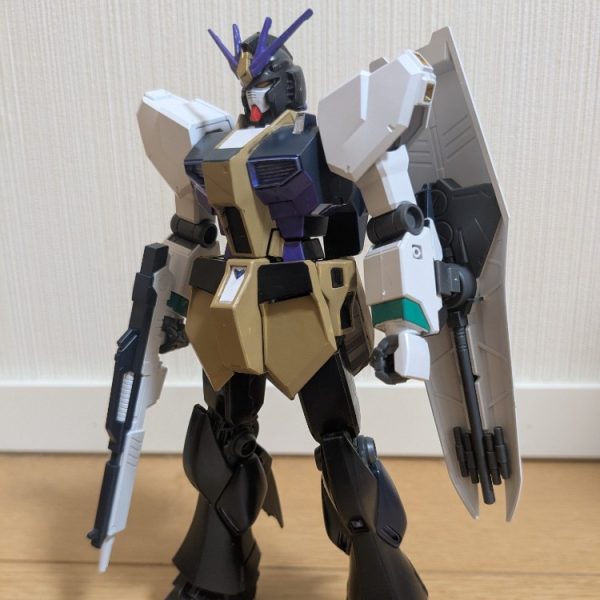 νガンダム【酒寄颯馬カラー】