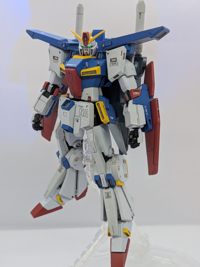 古いキットなので、可動範囲か微妙で思ったようなポージングが出来ませんでした、、、MG ver.ka欲しいですが、なかなか買えないですよね〜いつもイイネ、コメント有難う御座います！