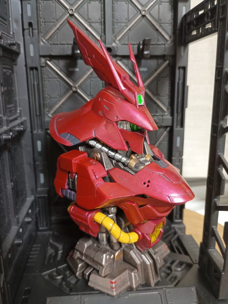 メカニカルバスト　サザビー