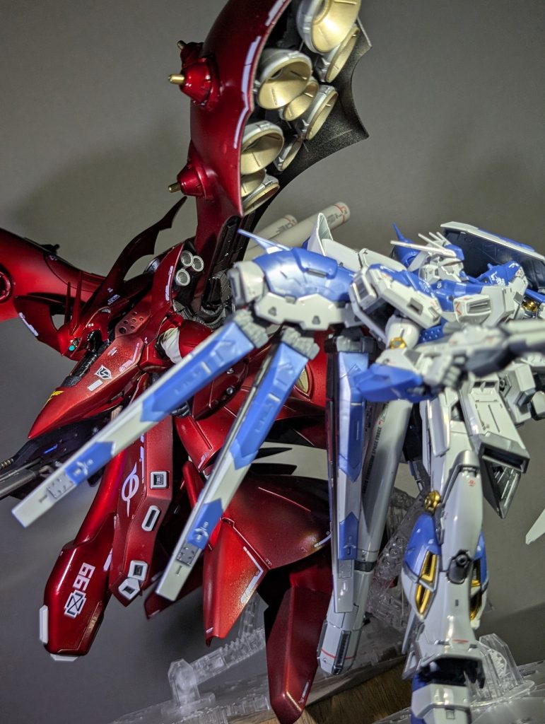 1つ目と違い背中合わせバージョン！いつも戦ってる2機ですが、こんな感じで背中合わせになる世界線があってもいいような（笑）