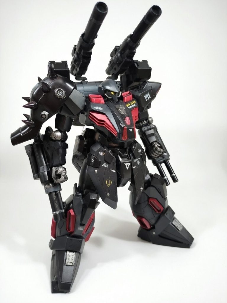 武装:・腕部ダブルビームキャノン×2・肩部Nh120対艦高出力メガビーム砲・マルチミサイルポッド( 12)×2・ヘッドバルカン・ハイビームサーベル×2・対艦刀ヘヴィバスター&nbsp;
