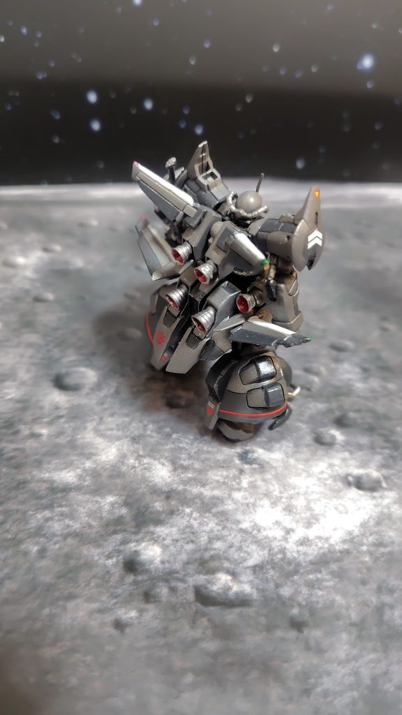 羽部分の先端に飛行機のグリーンとレッドの航行灯をイメージして塗装(zaku-kao5)&nbsp;