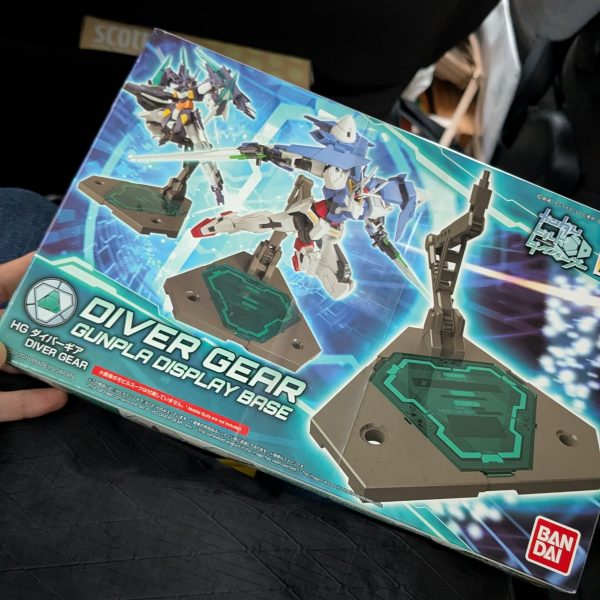 Play the GUNPLA ！