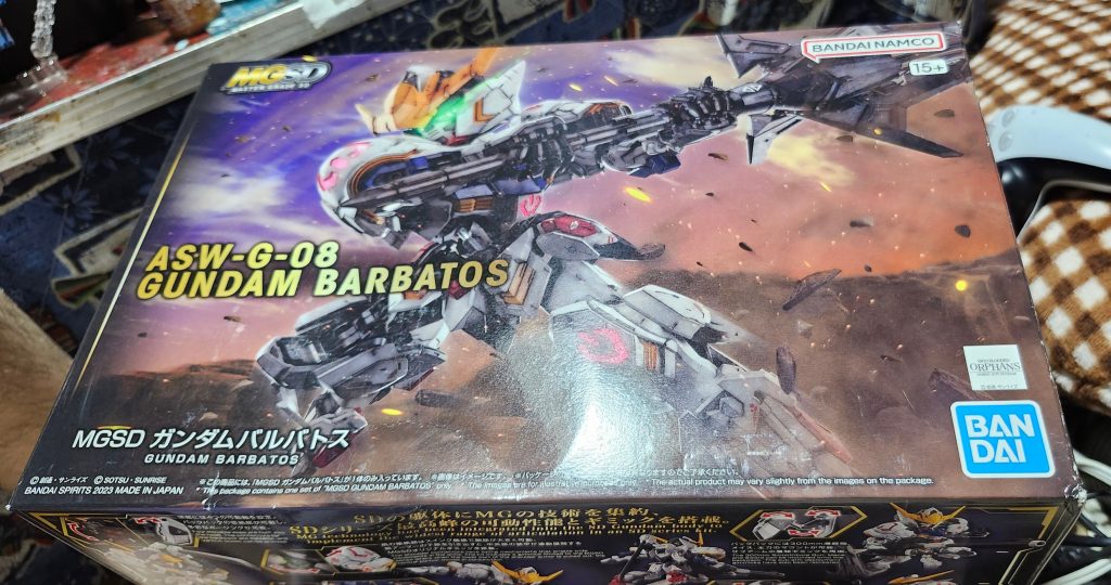 作品名：鹵獲と独白<p>MGSDバルバトスが届いた MGのバルバトスを買うとHGの方では満足できなくなる ルプスも然りだろう</p>

