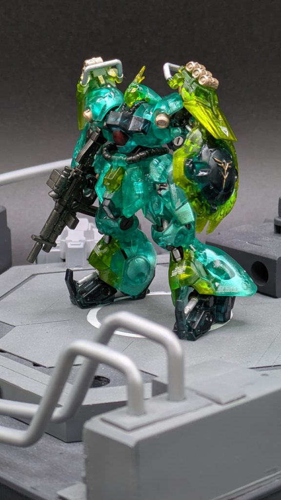 ガンダムアーティファクト ギュネイ専用ヤクトドーガ メカニカルコアメッキ調塗装–3枚目/制作者：エイチワイ