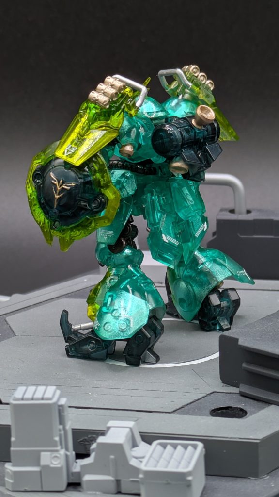 ガンダムアーティファクト ギュネイ専用ヤクトドーガ メカニカルコアメッキ調塗装–4枚目/制作者：エイチワイ