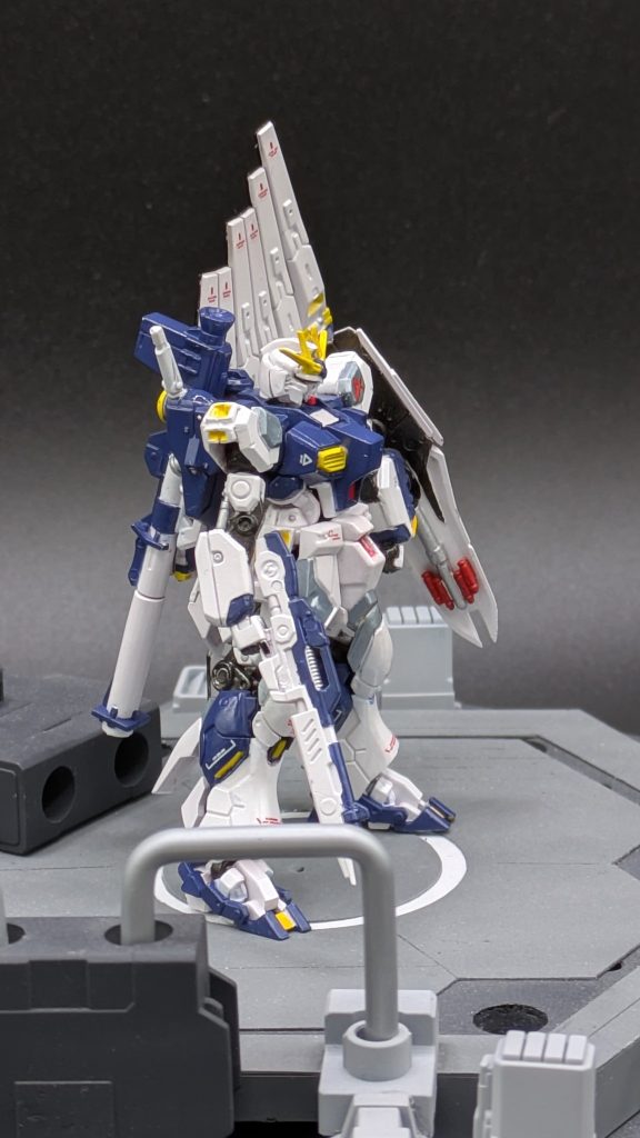 ガンダムアーティファクト νガンダム–7枚目/制作者：エイチワイ