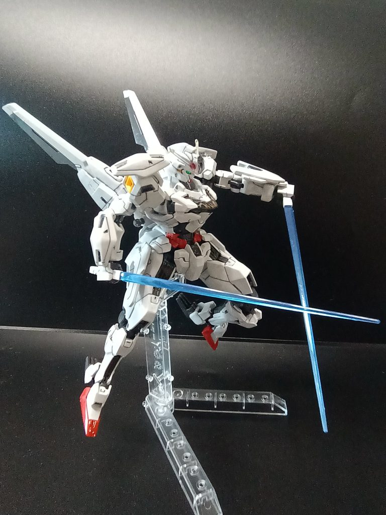 ビームサーベル持たせて。個人的にキャリバーンやエアリアルはガンビット装着状態が好みです。