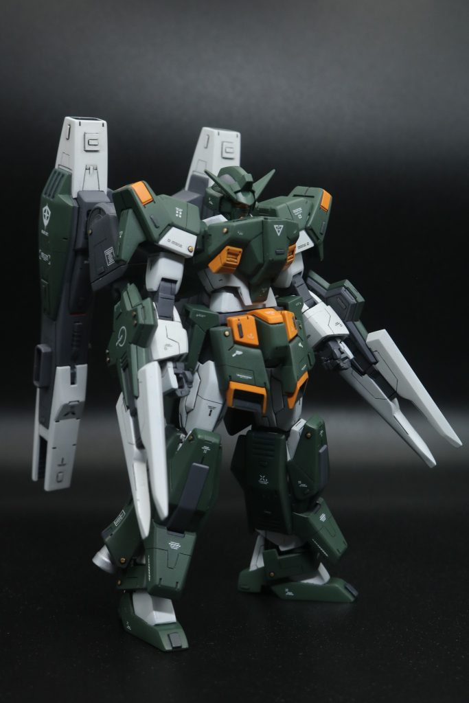HGガンダムAGE1フルグランサ–3枚目/制作者：ヒロハル