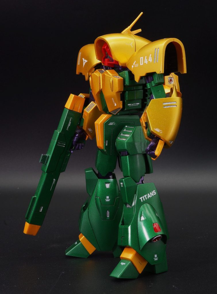 HGUC 1/144 アッシマー　メタリック塗装–3枚目/制作者：あるむ