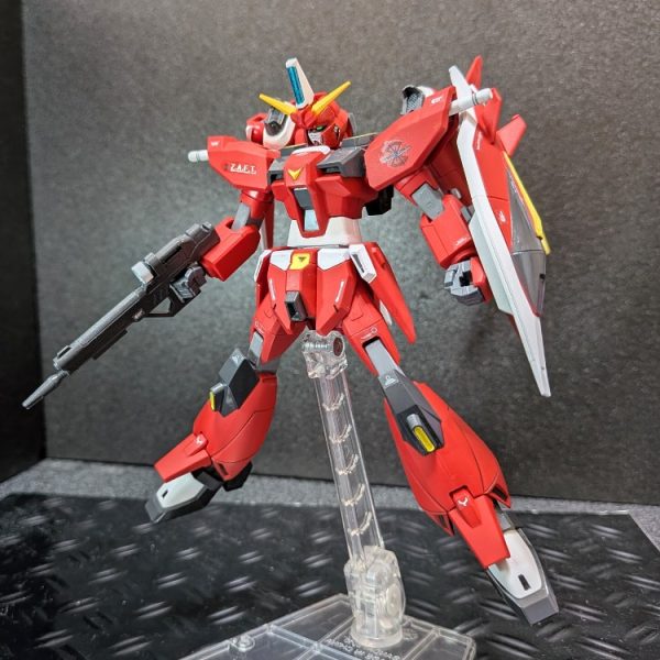 セイバーガンダム
