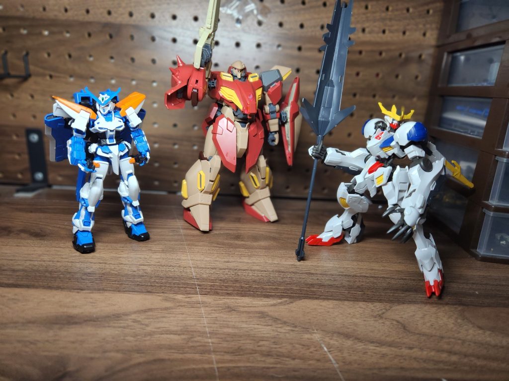 ルプスレックス、メッサーM01、アストレイブルーフレーム